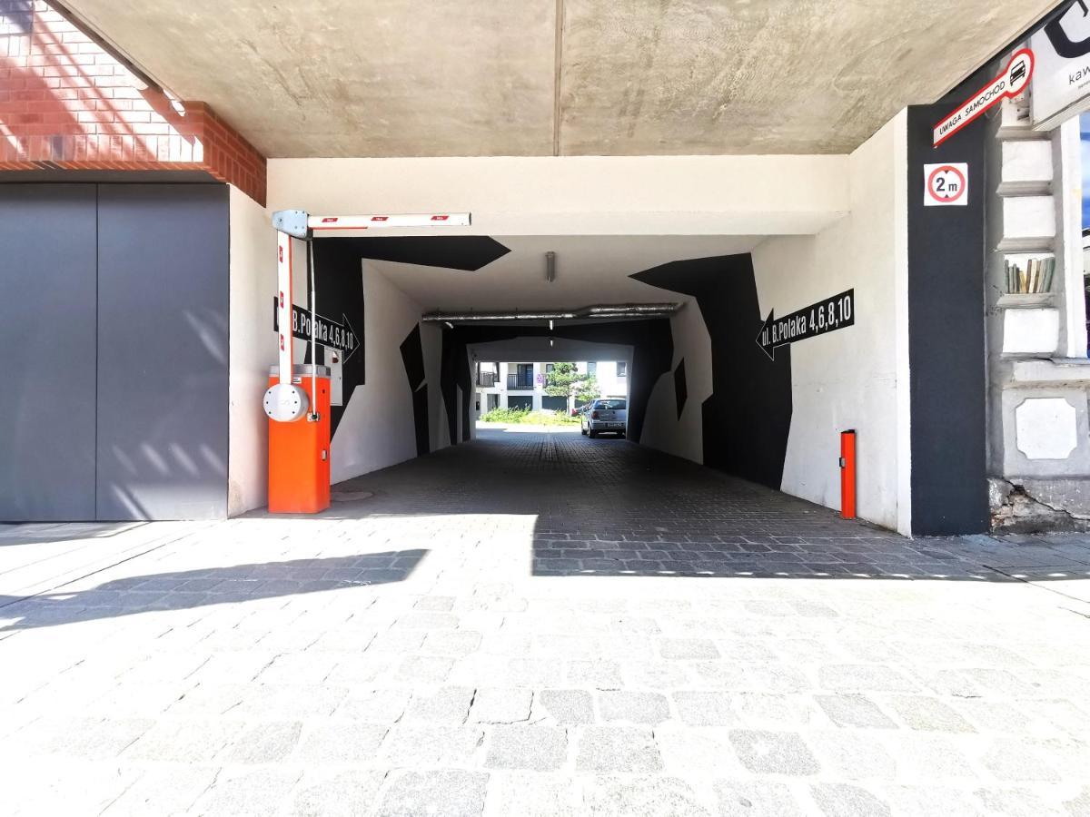 Polaka Apartment ~ Self Check-In 24 ~ Car Park ~Lift Breslavia Esterno foto
