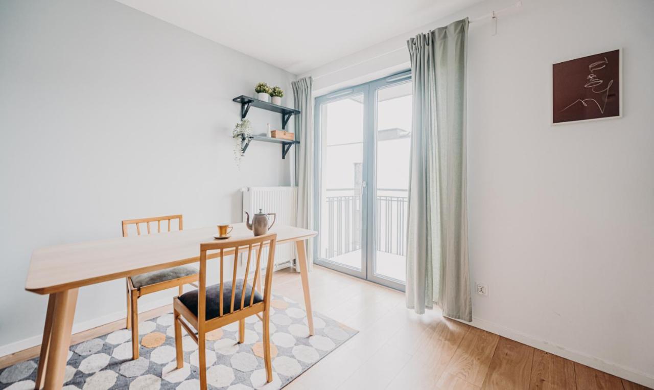 Polaka Apartment ~ Self Check-In 24 ~ Car Park ~Lift Breslavia Esterno foto