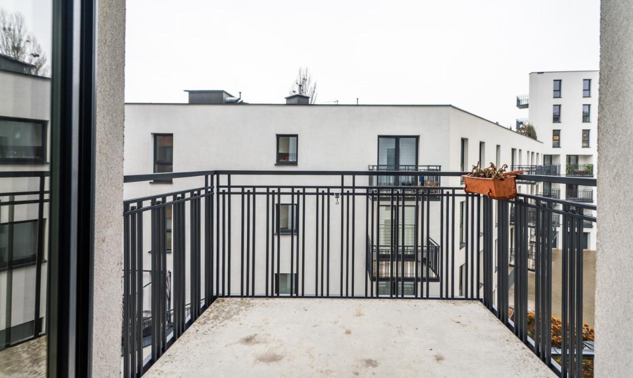 Polaka Apartment ~ Self Check-In 24 ~ Car Park ~Lift Breslavia Esterno foto